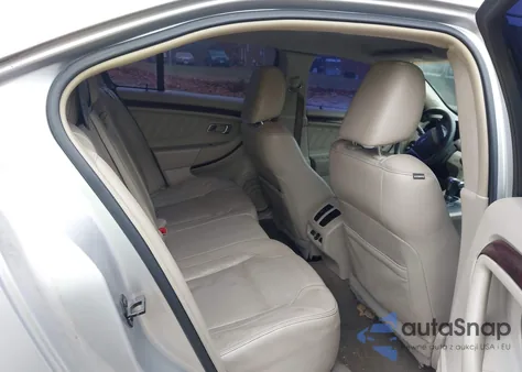 2010 Ford Taurus Limited from USA, damaged, VIN 1FAHP2FW9AG144098